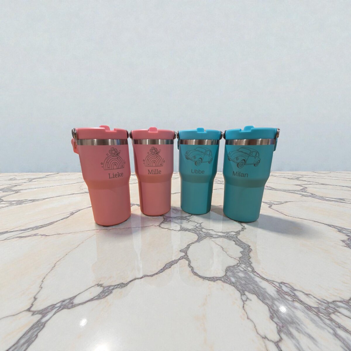 Gepersonaliseerde tumbler als verjaardagscadeau